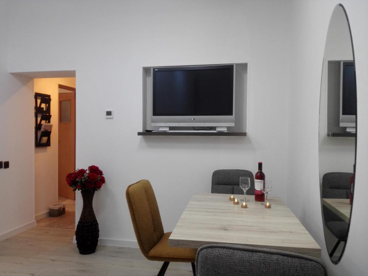A. Einstein 9A Apartament Cluj-Napoca Quarto foto
